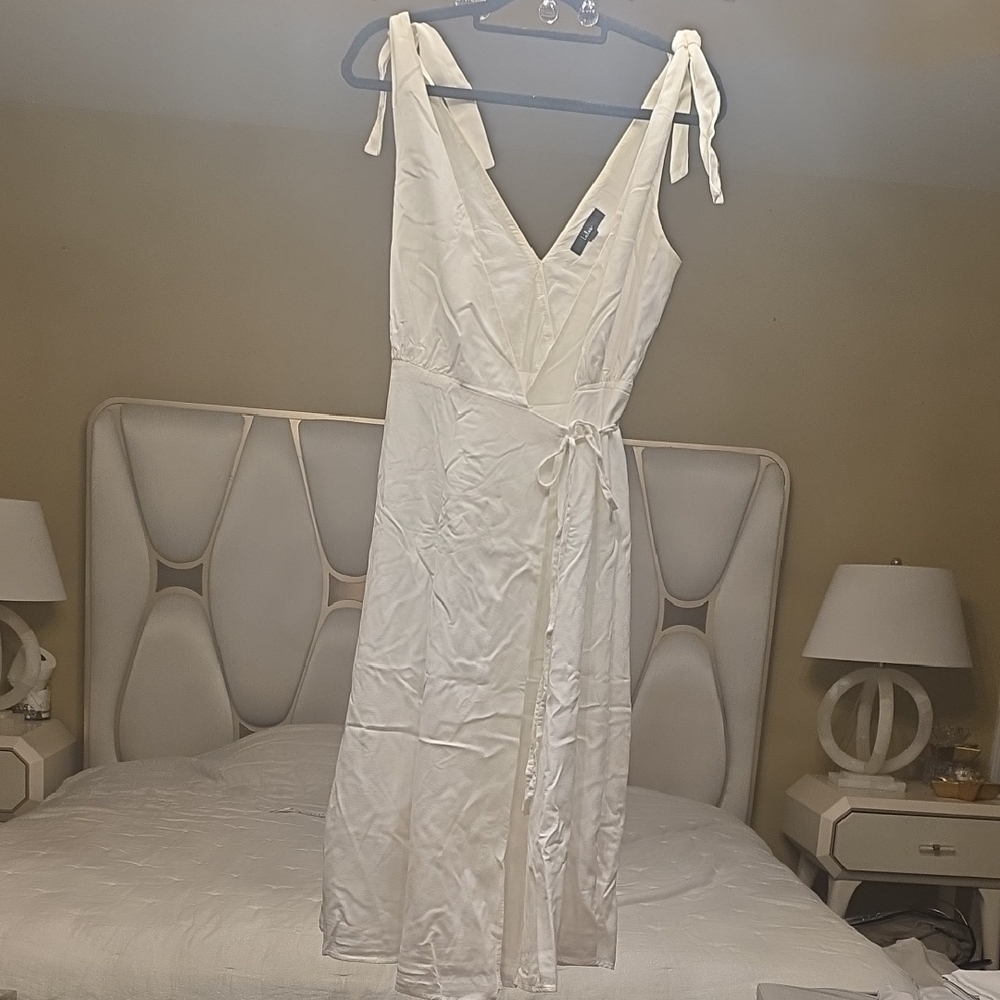 Lulu's White Cotton Tie-Shoulder Midi Wrap Dress Size XS